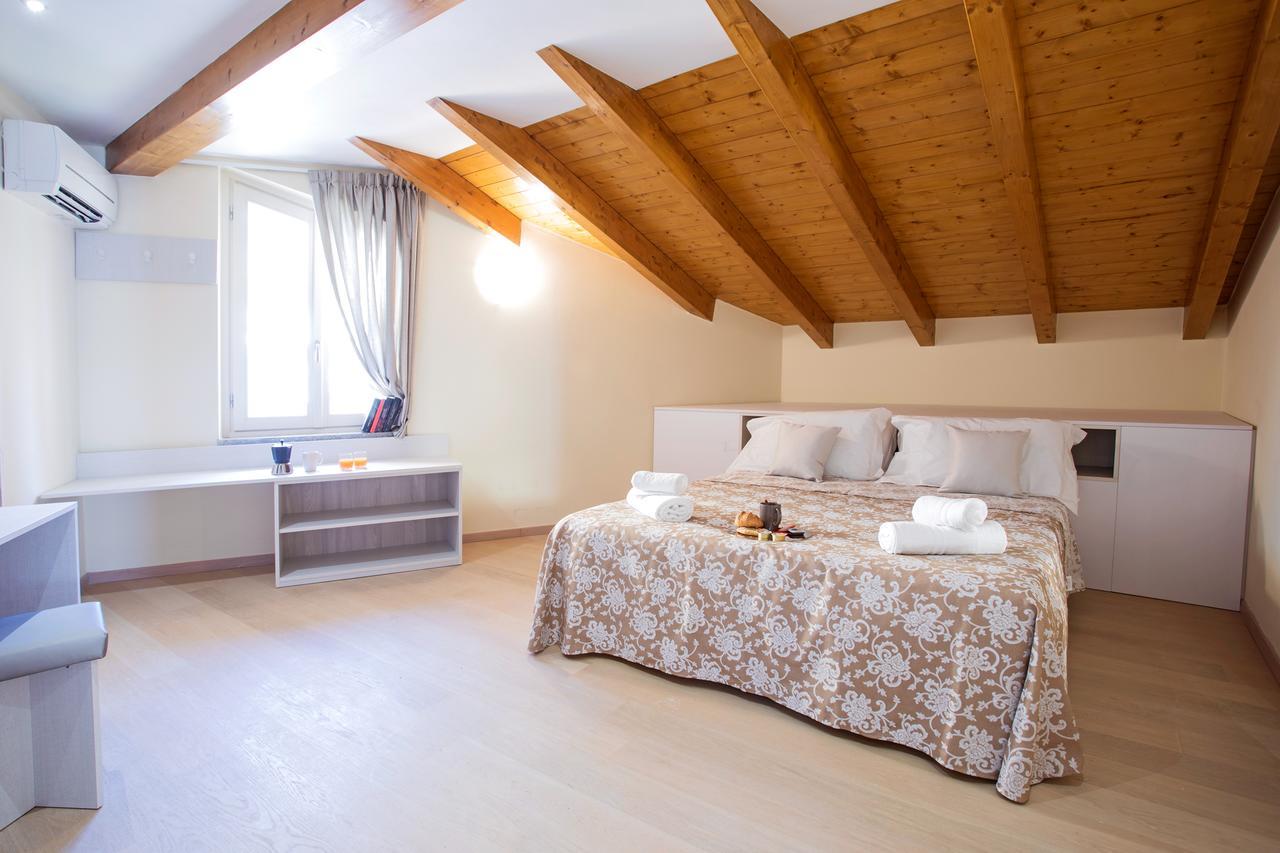 Ossuccio Grande C Home With Pool Sleeps 12 By Italian Apartments Como Dış mekan fotoğraf