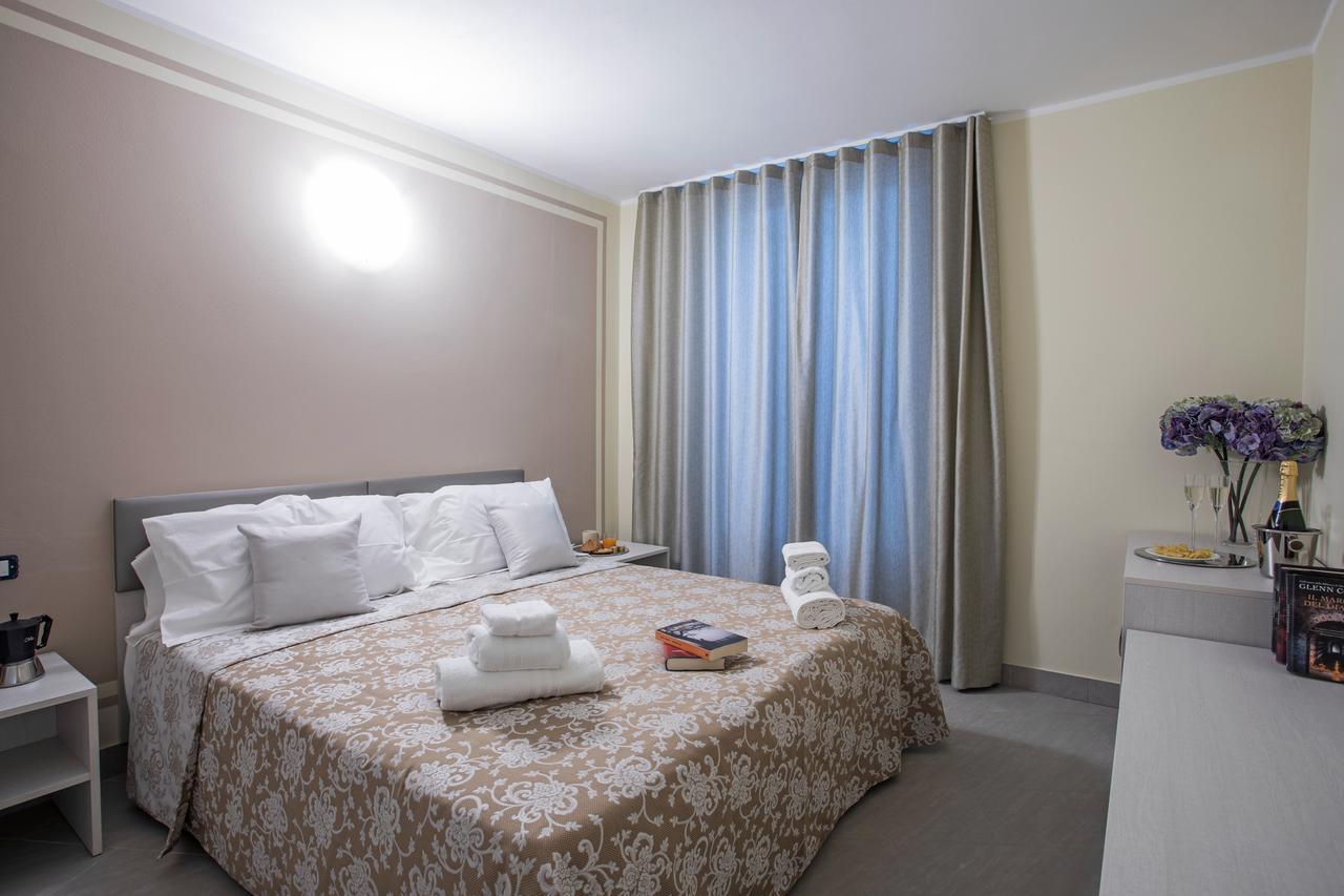 Ossuccio Grande C Home With Pool Sleeps 12 By Italian Apartments Como Dış mekan fotoğraf